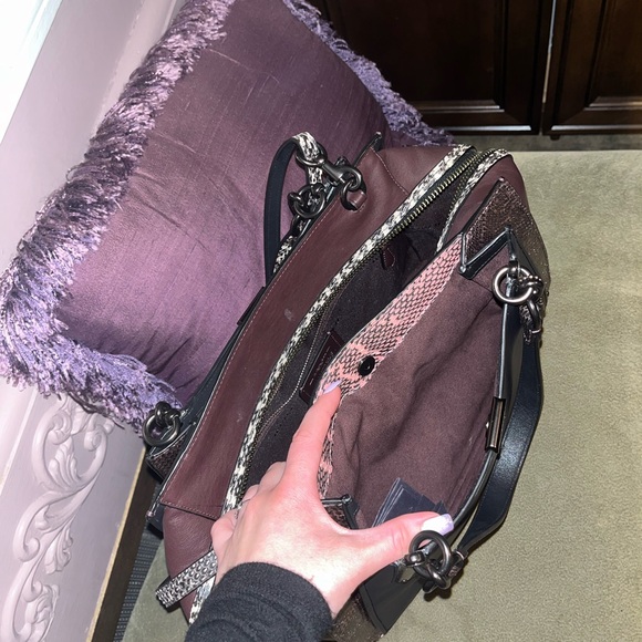 Coach Handbag - Picture 4 of 6